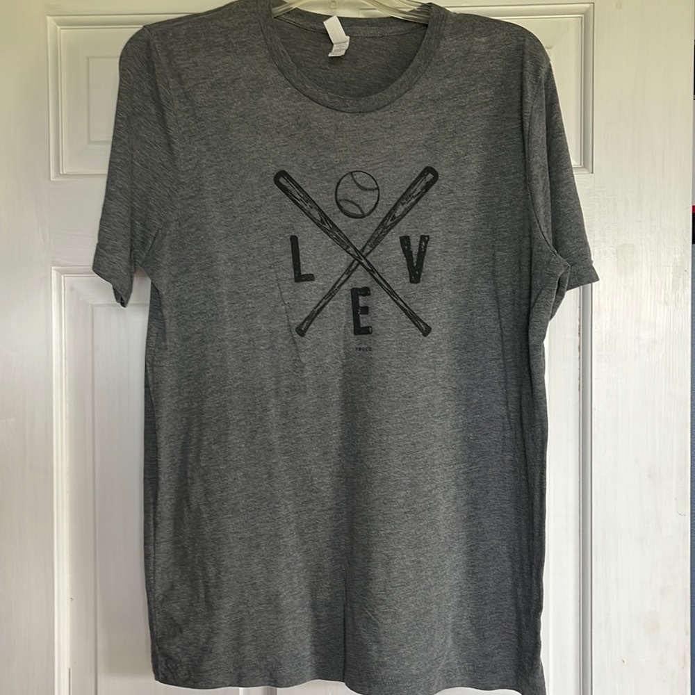 Gray t-shirt